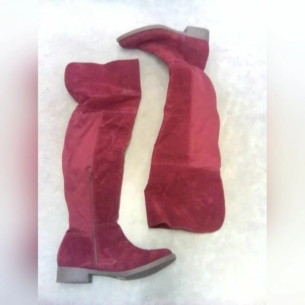 New . Box broke..Shoedazzle boots